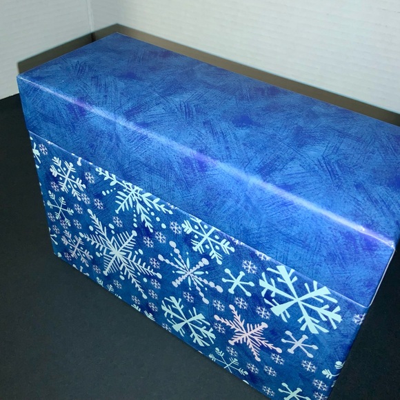 Keepsake Storage Box Paper Magic Group Christmas Greeting Card Organizer - Picture 12 of 16